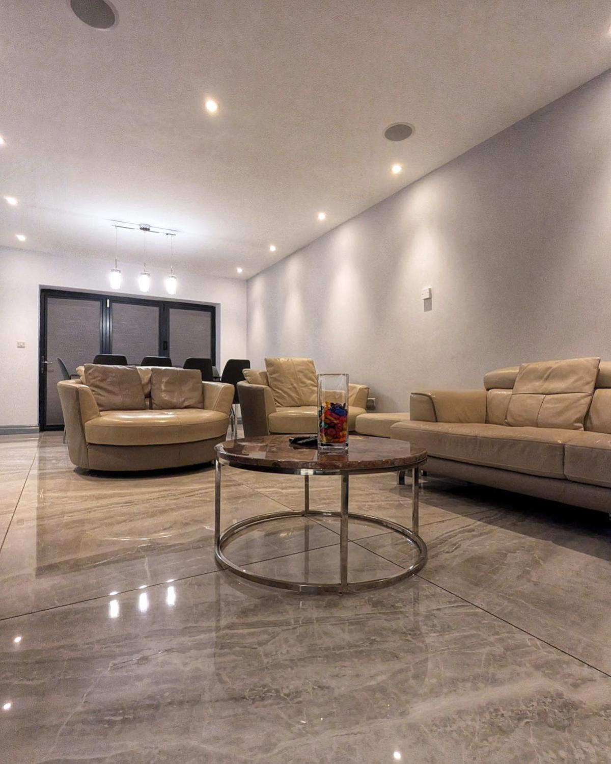 Beautiful 5 Bedroom Home Sleeps 12 People In 曼彻斯特 外观 照片